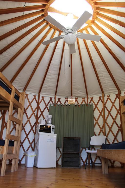 Tranquil Timbers Yurt 3 Hotel Sturgeon Bay Exterior photo